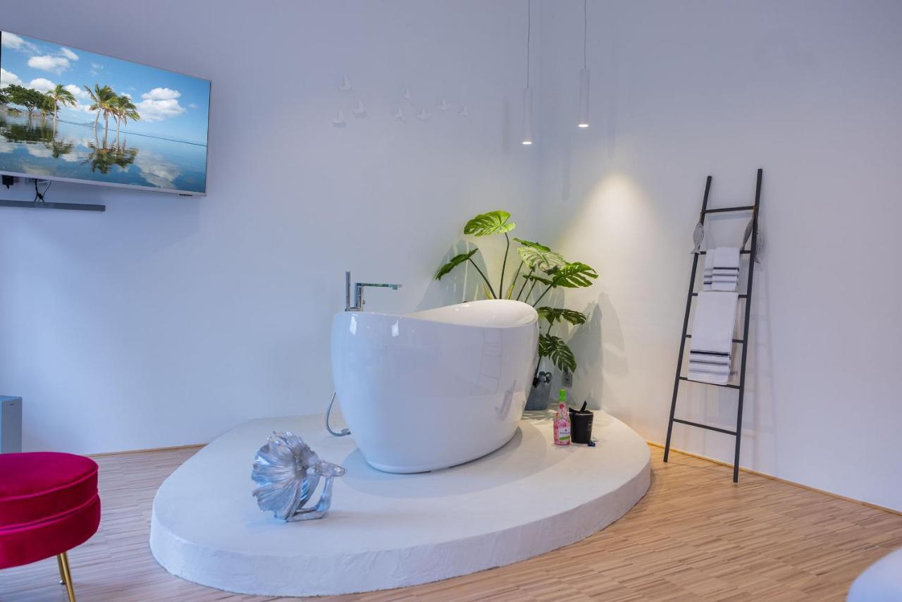 Apartment Luxus Wellness Loft - 245qm - Designwohnen Im Zentrum